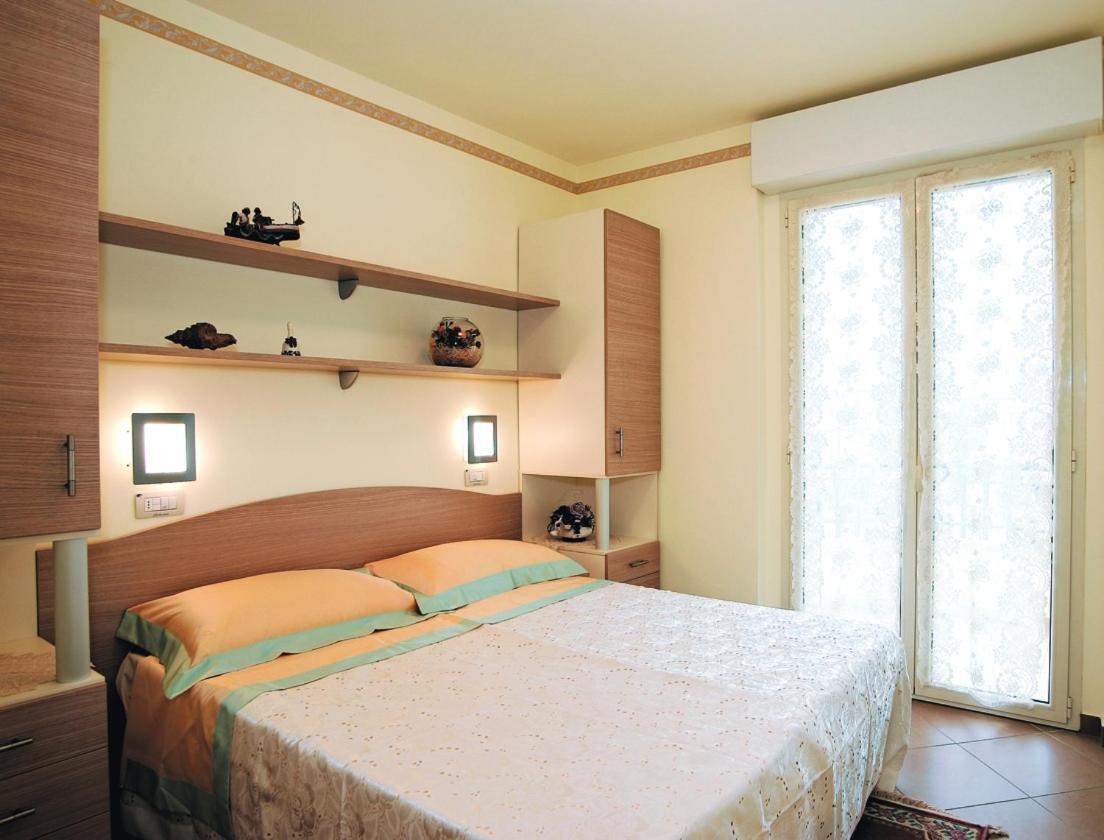 אלבה אדריאטיקה Residence Anchisemare מראה חיצוני תמונה