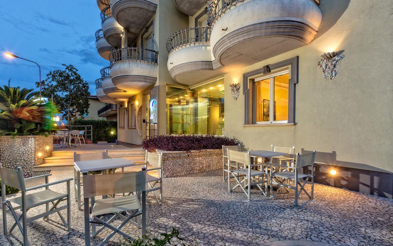 אלבה אדריאטיקה Residence Anchisemare מראה חיצוני תמונה