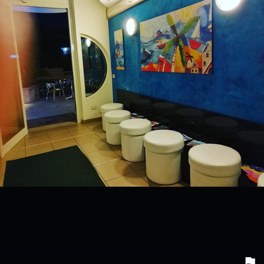 אלבה אדריאטיקה Residence Anchisemare מראה חיצוני תמונה